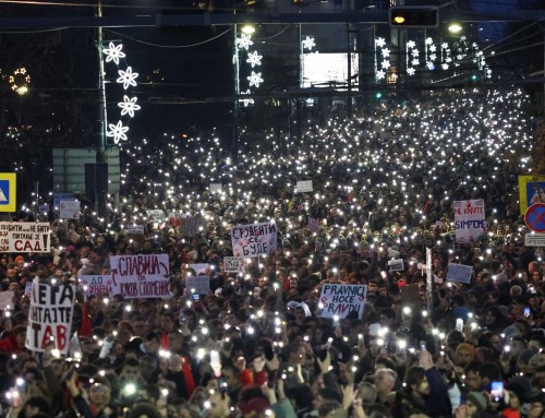 Βελιγράδι: Μεγάλη συγκέντρωση φοιτητών κατά της διαφθοράς